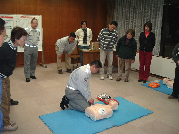 AED講習会の写真３